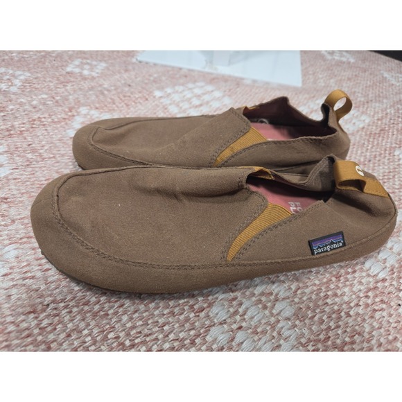 Patagonia Shoes - Patagonia Women's Advocate Slip On Size 7